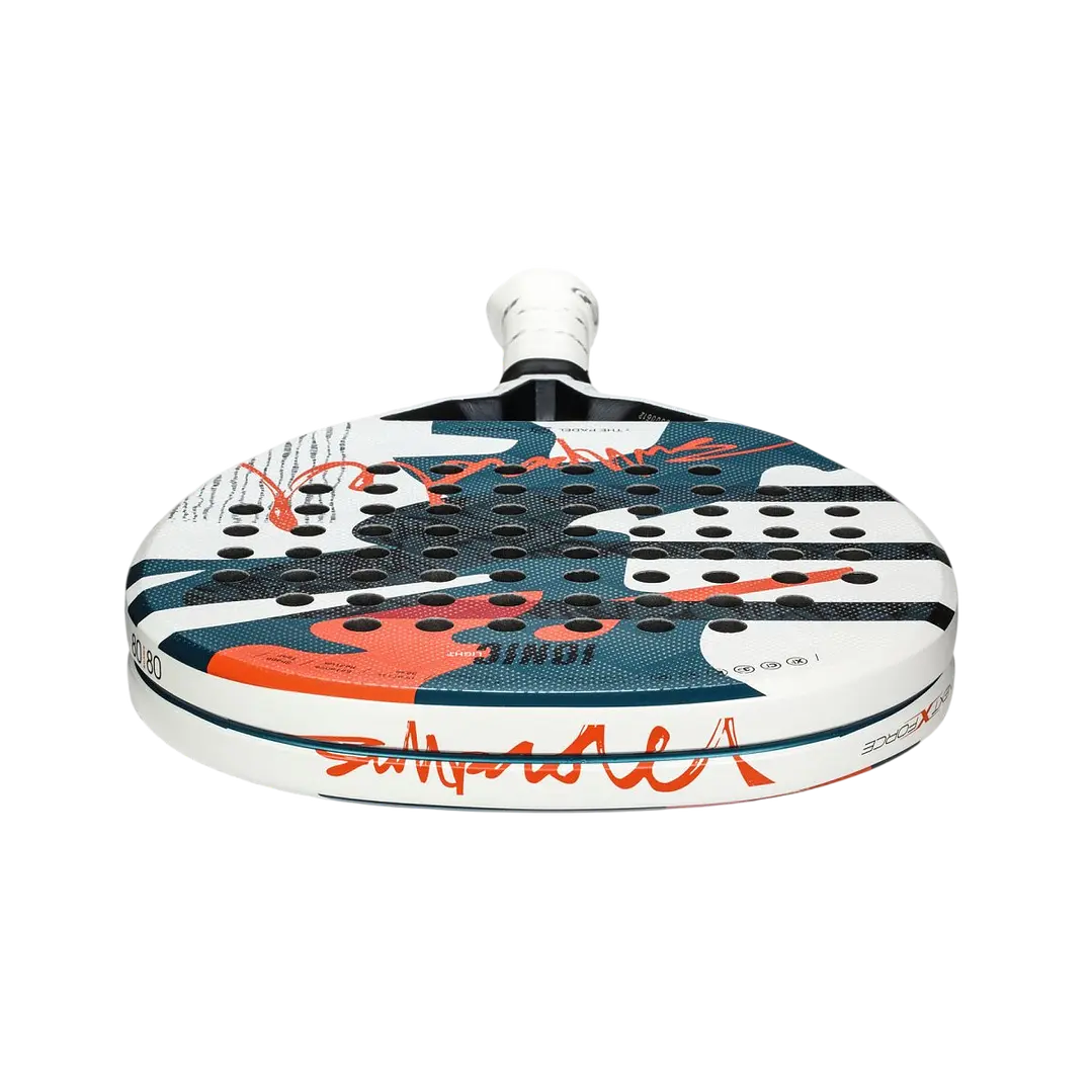 Pala Bullpadel Ionic Light 2025